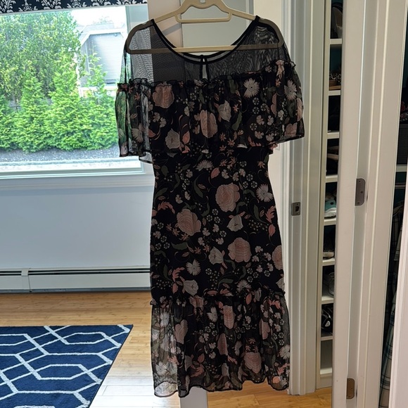 NWT beautiful BB Dakota Black Floral Midi ruffled Dress - Picture 1 of 6